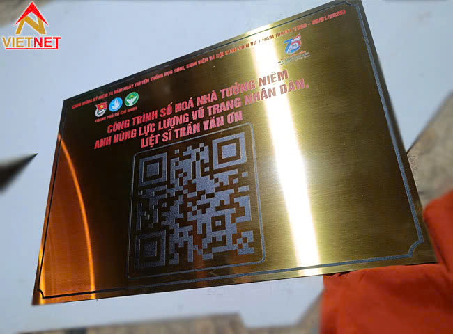 bang-inox-in-uv-dau-tu-nho-hieu-qua-lon-cho-thuong-hieu-cua-ban
