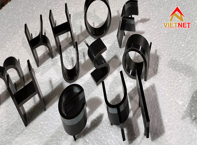 chu-inox-đem-su-doc-dao-va-sang-tao