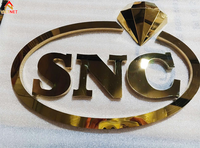 gia-cong-chu-inox-vang-thuong-hieu-snc