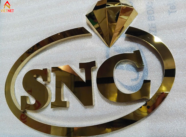 gia-cong-chu-inox-vang-thuong-hieu-snc