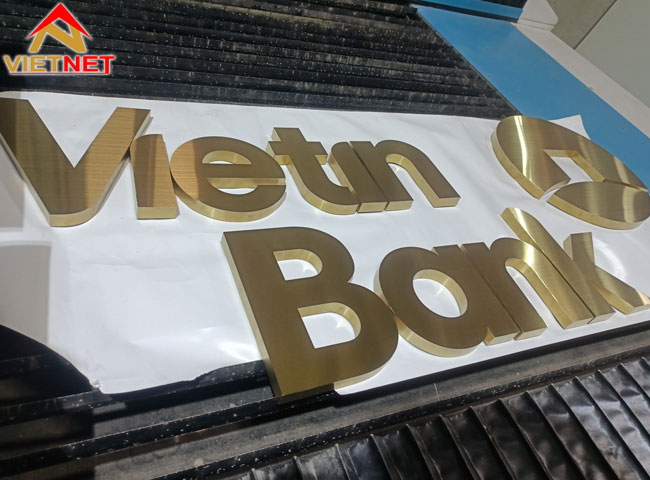 gia-cong-chu-inox-vang-xuoc-vietinbank