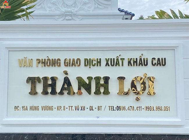 lam-chu-inox-vang-guong-thanh-loi