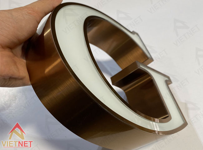 Chữ mica hông inox đẹp tại TPHCM