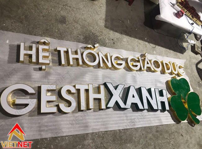 tim-hieu-ve-gia-cong-chu-nhom-co-go