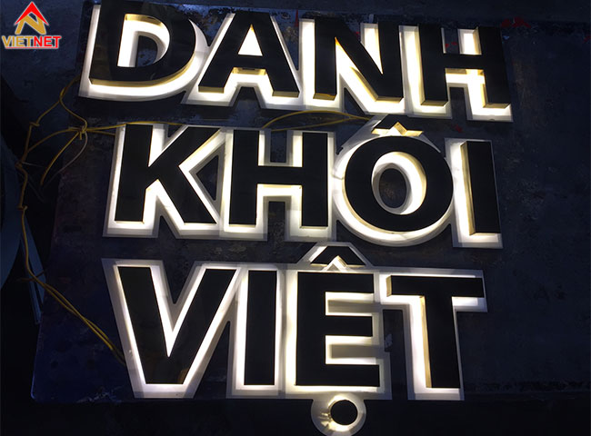 gia-cong-chu-inox-chuyen-nghiep-ben-dep-gia-tot-nhat-2025