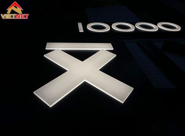 hop-den-quang-cao-x1000