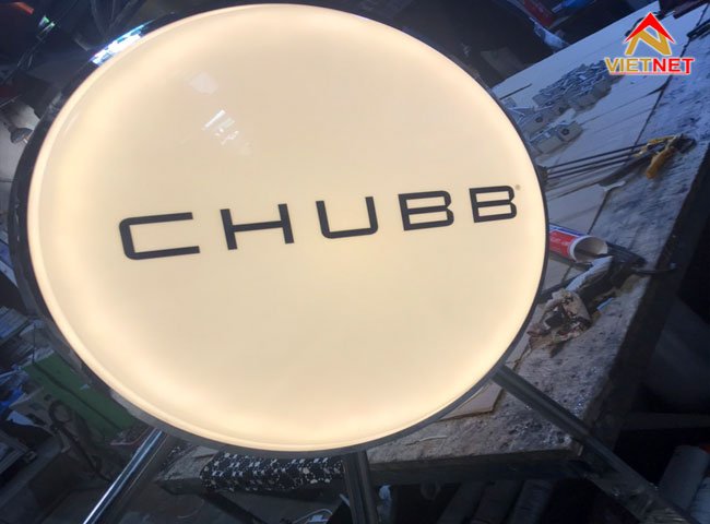 lam-hop-den-mica-hut-noi-chubb