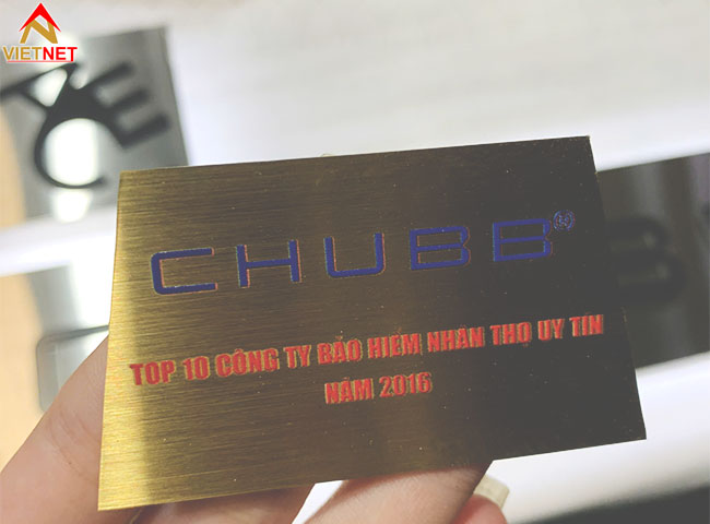 gia-cong-bang-hieu-inox-an-mon-chuyen-nghiep-danh-cho-van-phong-spa-nha-may