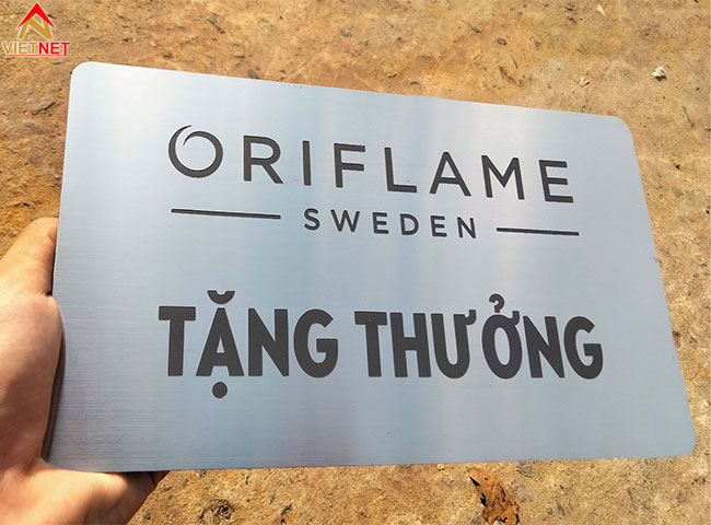 san-xuat-bang-inox-an-mon-so-luong-lon-theo-yeu-cau-tại-tphcm