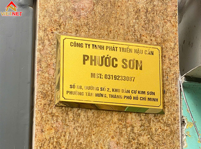 vi-sao-bang-inox-an-mon-co-tam-rat-sac-net-co-tam-lai-bi-nhoe
