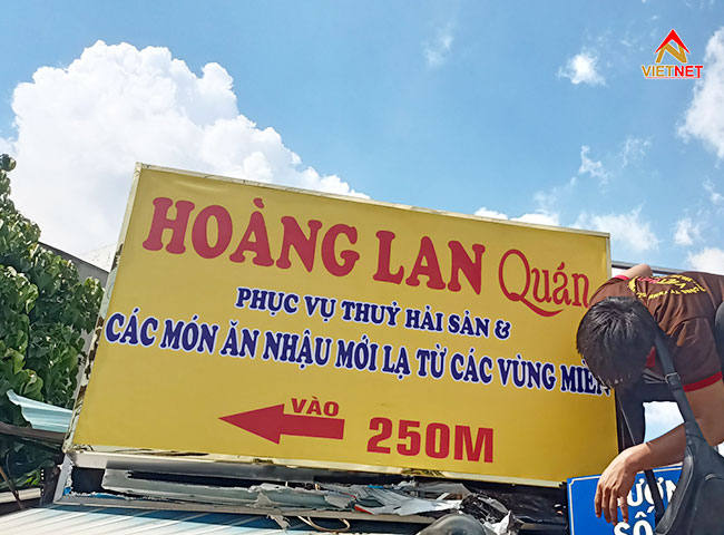 Gia công hộp đèn bạt hiflex giá rẻ, uy tín, chất lượng