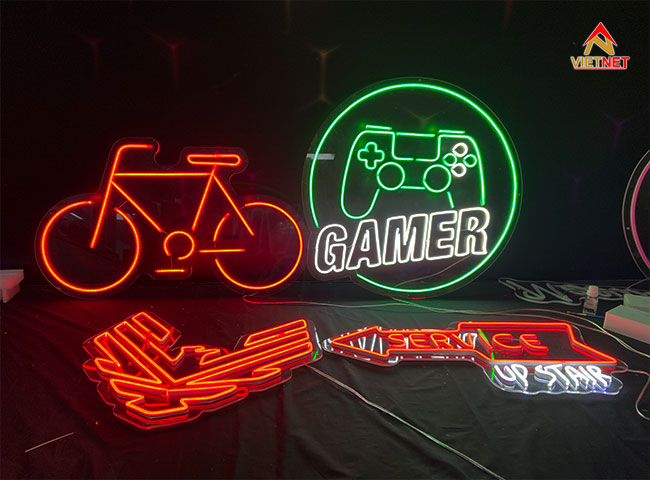 Đèn Led neon: Tạo điểm nhấn ấn tượng cho bảng quảng cáo