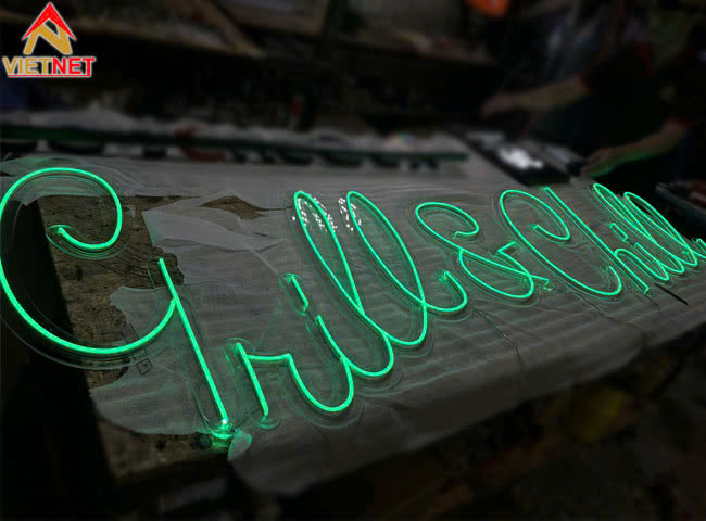 lam-bang-hieu-chu-led-neon-grill&-chill