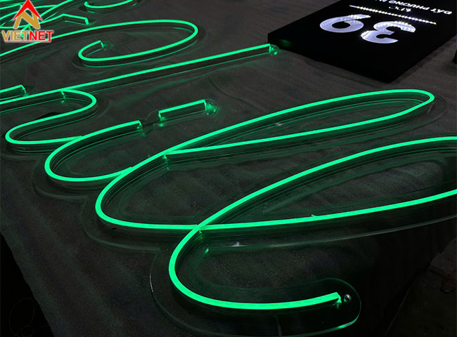 lam-bang-hieu-chu-led-neon-grill&-chill