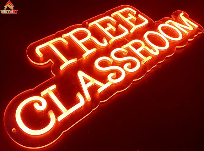 tao-diem-nhan-doc-dao-voi-hop-den-neon-sign