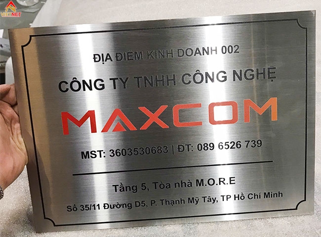 Bảng inox ăn mòn chi tiết nhỏ cho văn phòng chuyên nghiệp