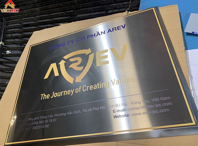 Bảng inox in UV Công Ty AREV