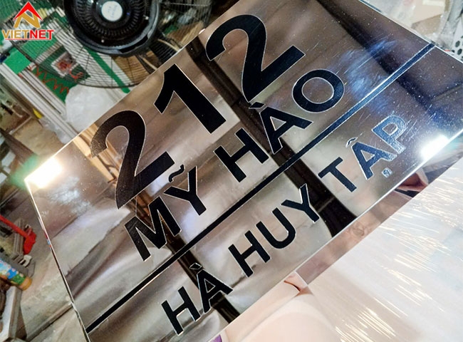Bảng số nhà inox ăn mòn 212 Mỹ Hào
