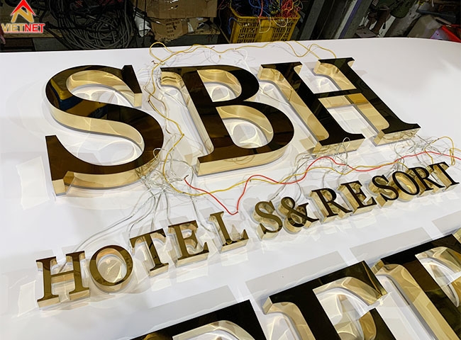 Chữ nổi inox vàng gương SBH BUFFET
