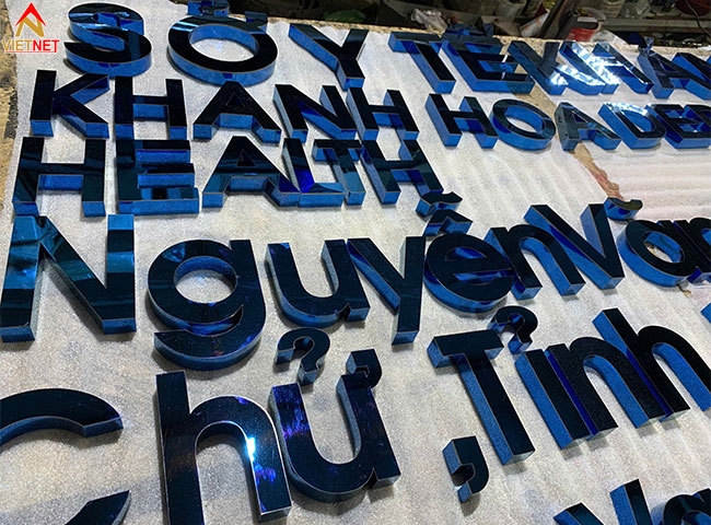 Đặt làm biển hiệu tại xưởng gia công chữ inox nhanh, đẹp, giá tốt