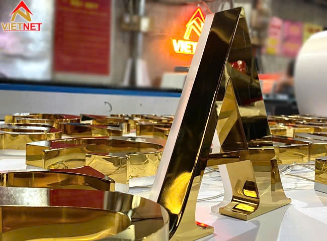 Gia công chữ inox vàng chất lượng Lasvegas