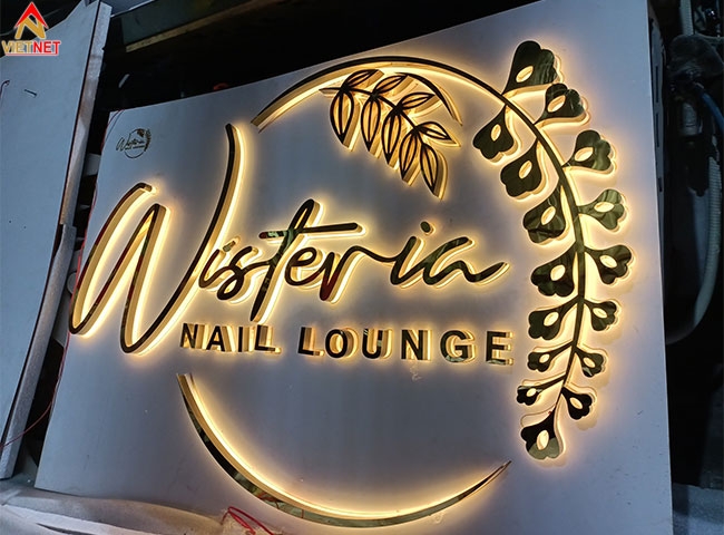 Gia công chữ inox vàng gương cho bảng hiệu spa-nail