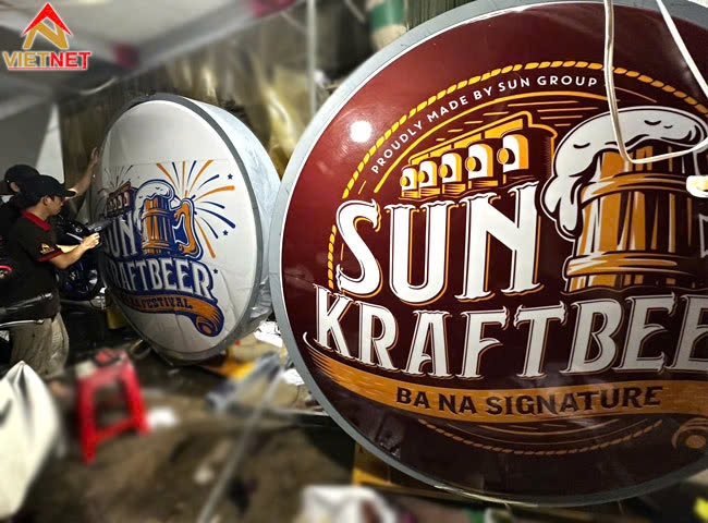 Hộp đèn mica hút nổi Sun Kraft Beer Festival