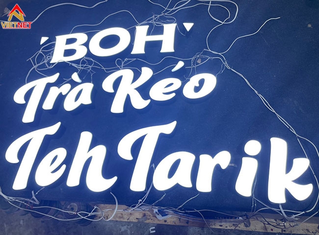 Làm bảng hiệu chữ nhôm Trà kéo Teh Tarik