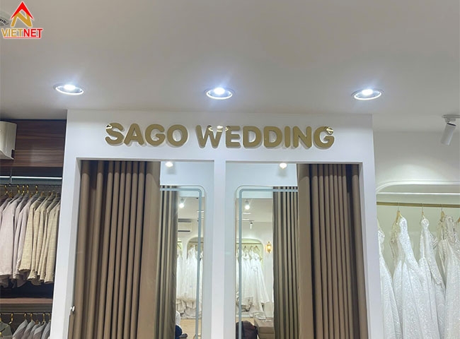 Người mới tìm hiểu về chữ inox vàng gương cần biết những gì?