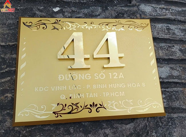 Nhà đẹp nhưng bảng số lỗi mốt? Chọn ngay bảng số nhà inox ăn mòn sang trọng