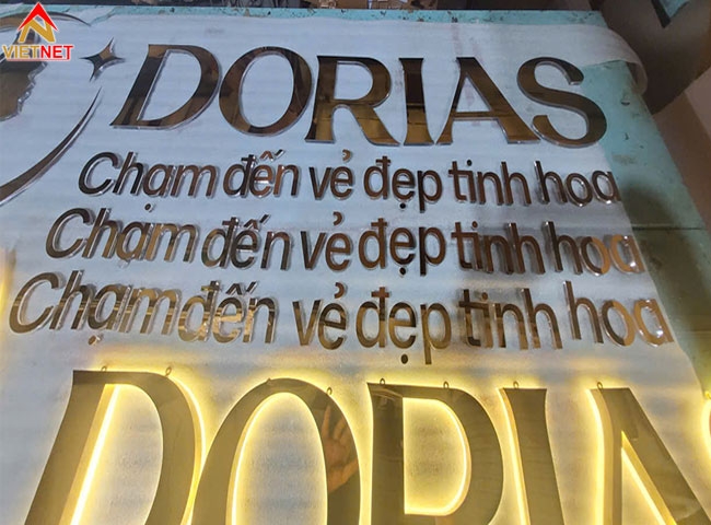 Vietnet gia công chữ inox vàng gương cho Dorias