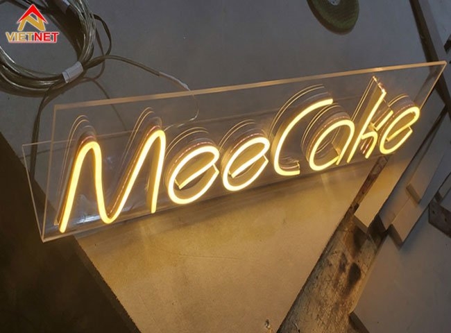Xưởng làm hộp đèn neon sign giá rẻ, thiết kế theo yêu cầu