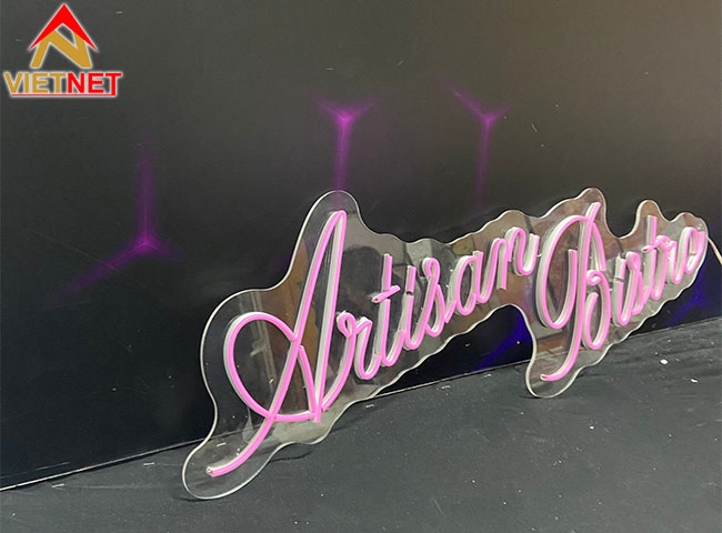 Tạo điểm nhấn độc đáo với hộp đèn neon sign